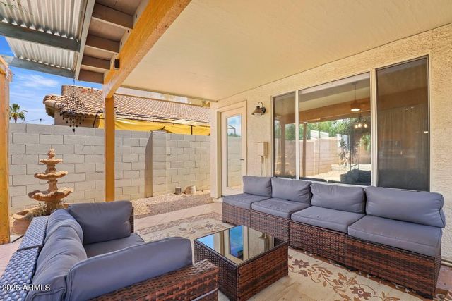 172 W SHANNON Street, Gilbert, AZ 85233