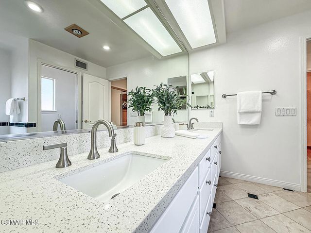 1685 Glider Court, Thousand Oaks, CA 91320