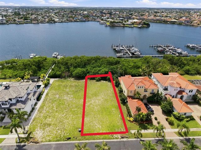 6111 LAGOMAR LANE, Apollo Beach, FL 33572
