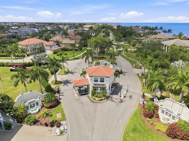 6111 LAGOMAR LANE, Apollo Beach, FL 33572