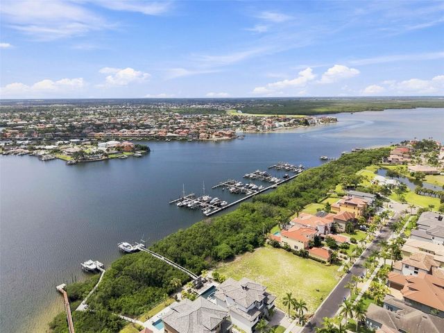6111 LAGOMAR LANE, Apollo Beach, FL 33572