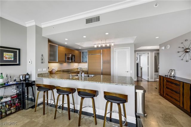 322 Karen Avenue 4001, Las Vegas, NV 89109