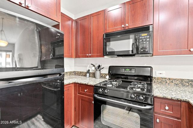 17 W VERNON Avenue 409, Phoenix, AZ 85003