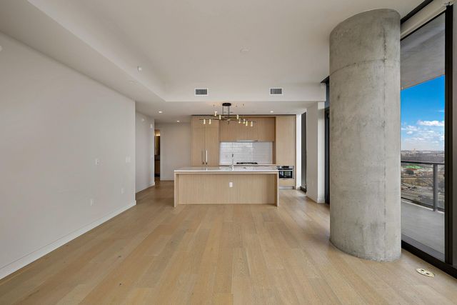44 East Ave 1210, Austin, TX 78701