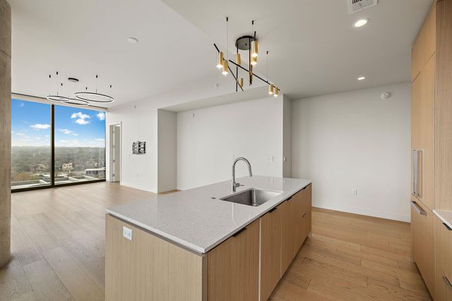 44 East Ave 1210, Austin, TX 78701