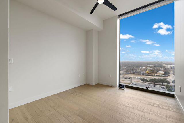 44 East Ave 1210, Austin, TX 78701