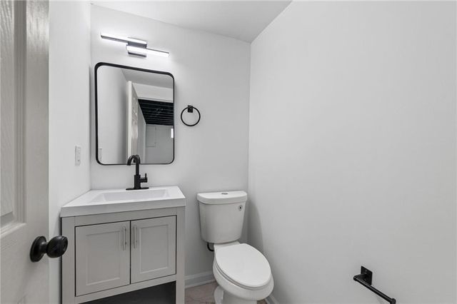 7637 N Stoddard Avenue, Kansas City, MO 64152