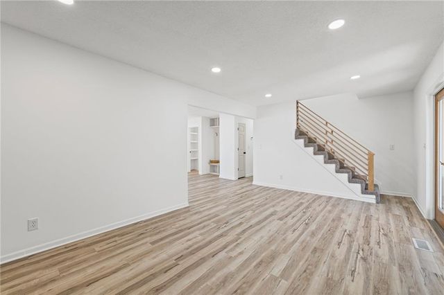 7637 N Stoddard Avenue, Kansas City, MO 64152