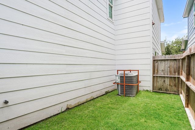 11226 Carla Street, Houston, TX 77076