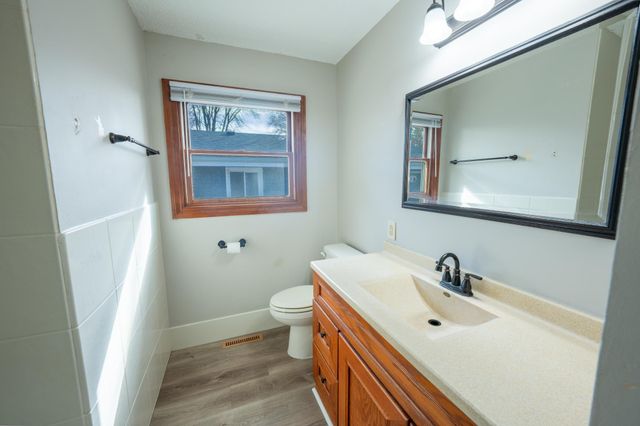 2079 3rd Street N, North Saint Paul, MN 55109