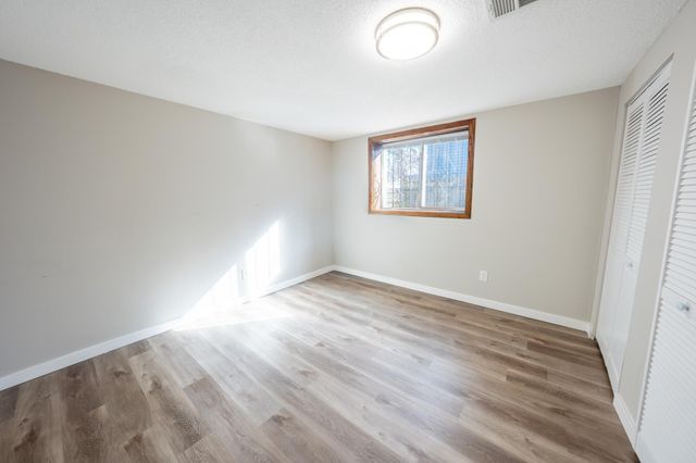 2079 3rd Street N, North Saint Paul, MN 55109