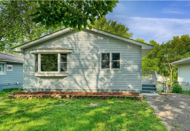 2079 3rd Street N, North Saint Paul, MN 55109