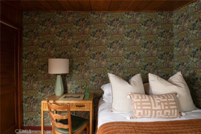 29196 Lake Brook Avenue, Cedar Glen, CA 92321