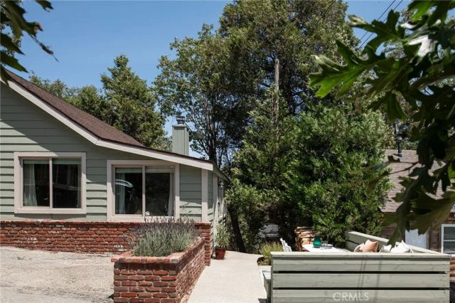 29196 Lake Brook Avenue, Cedar Glen, CA 92321