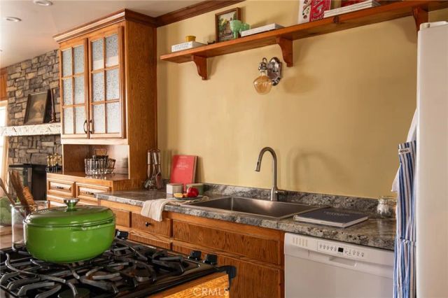 29196 Lake Brook Avenue, Cedar Glen, CA 92321