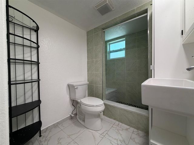 101 W LEMON STREET 3, Tarpon Springs, FL 34689