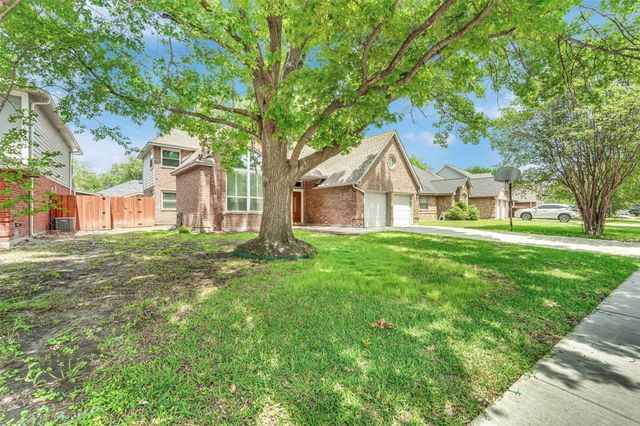 340 Clayton Street, Grand Prairie, TX 75052
