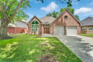340 Clayton Street, Grand Prairie, TX 75052
