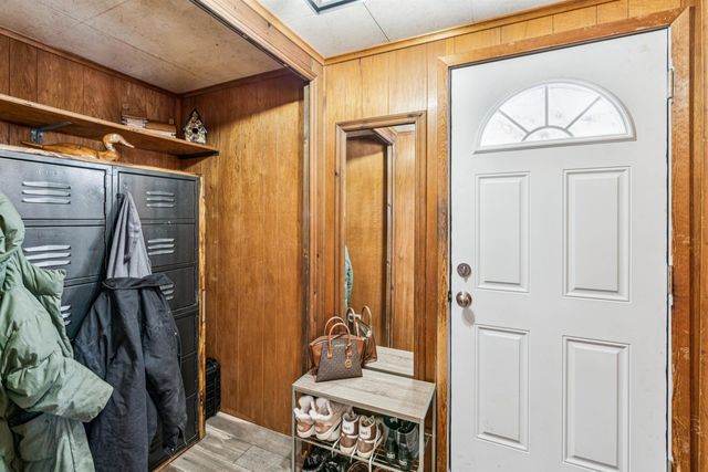 3209 Hospers Street, Grand Blanc Twp, MI 48439