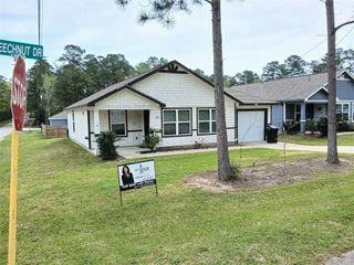15814 Beechnut Drive, Montgomery, TX 77356