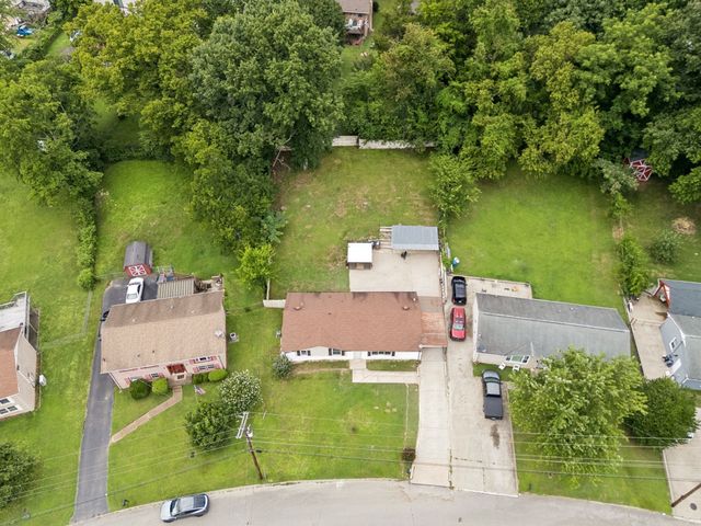 124 Denise Dr, Antioch, TN 37013