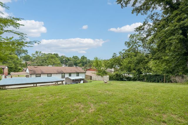 124 Denise Dr, Antioch, TN 37013
