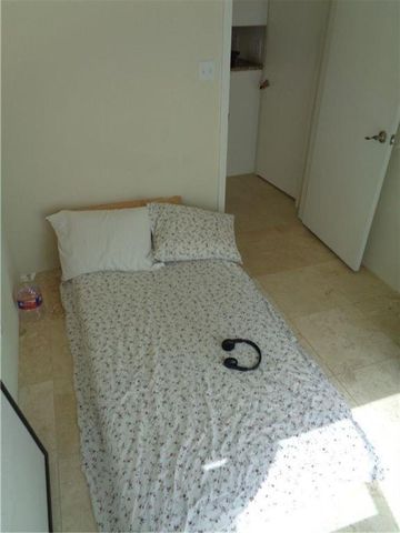 210 E 32nd ST E, Austin, TX 78705