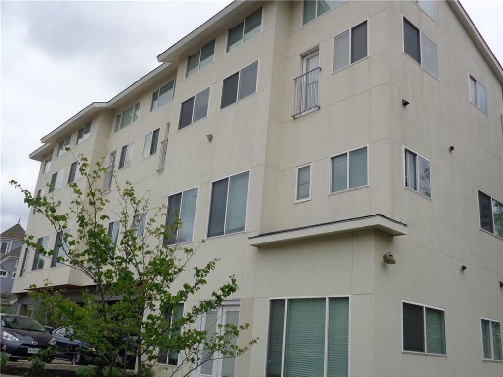 210 E 32nd ST E, Austin, TX 78705