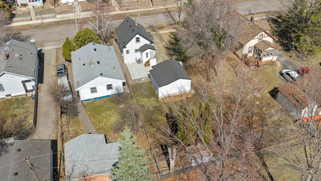 1000 Seminary Avenue, Saint Paul, MN 55104