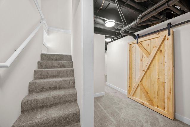 1000 Seminary Avenue, Saint Paul, MN 55104