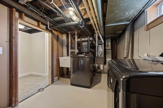 1000 Seminary Avenue, Saint Paul, MN 55104