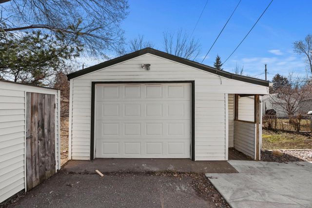 1000 Seminary Avenue, Saint Paul, MN 55104