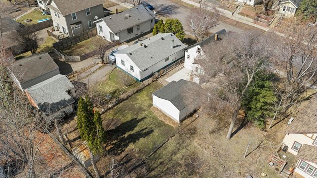 1000 Seminary Avenue, Saint Paul, MN 55104