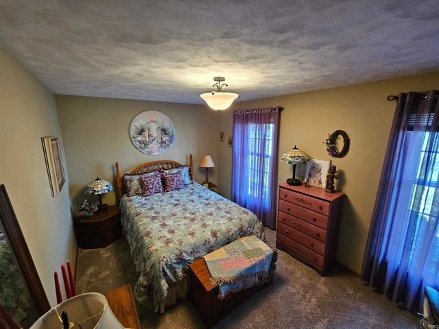 501 Monticello Drive, Vincennes, IN 47591