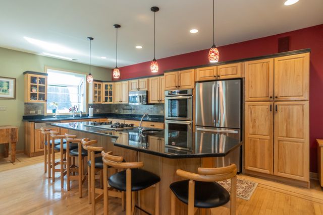 3404 Meadow Lane, Glenview, IL 60025