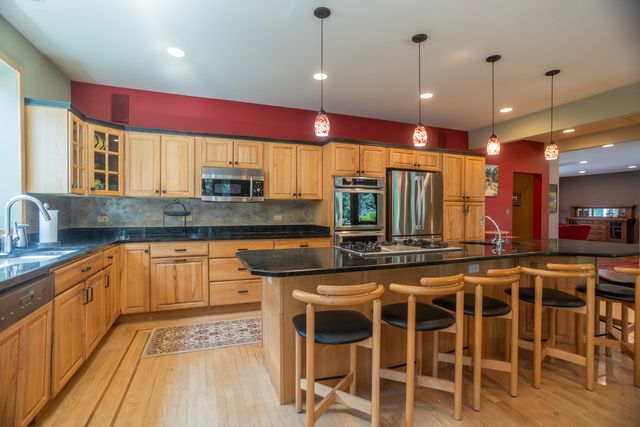 3404 Meadow Lane, Glenview, IL 60025