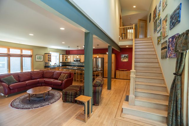 3404 Meadow Lane, Glenview, IL 60025