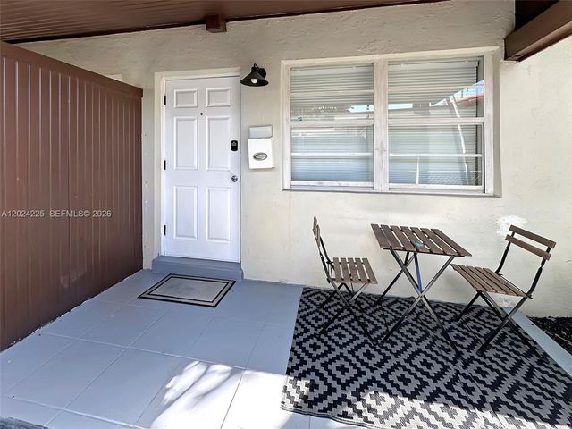 2810 SW 33rd Ave 2810, Miami, FL 33133