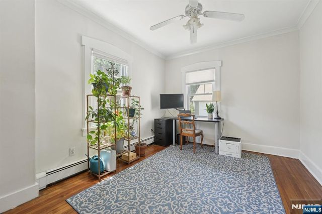 211 Pinelynn Road, Glen Rock, NJ 07452