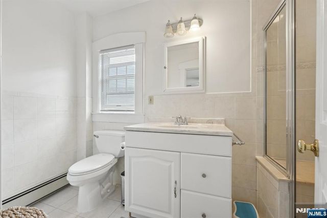 211 Pinelynn Road, Glen Rock, NJ 07452