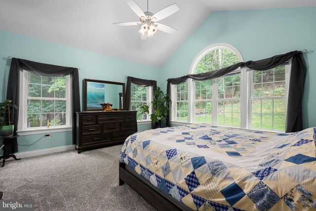 8368 BLOOMING GROVE RD, Glen Rock, PA 17327