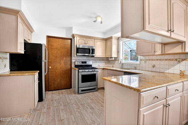 98 Jacobstown Road, New Egypt, NJ 08533
