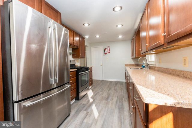 3913 FORESTDALE AVE, Woodbridge, VA 22193