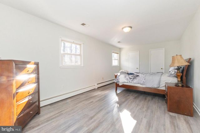 3913 FORESTDALE AVE, Woodbridge, VA 22193