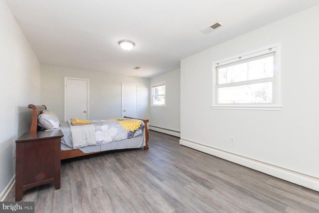 3913 FORESTDALE AVE, Woodbridge, VA 22193