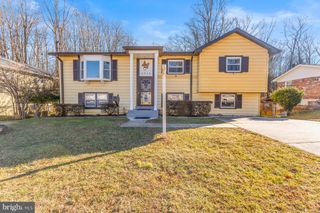 3913 FORESTDALE AVE, Woodbridge, VA 22193