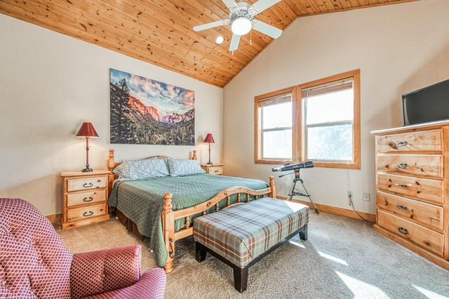 40862 Village Pass Lane, Shaver Lake, CA 93664