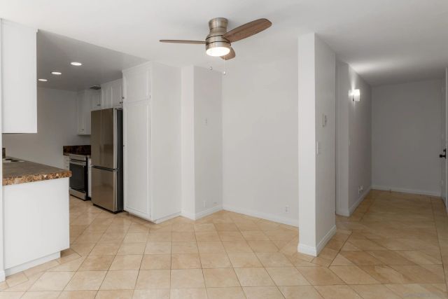 7811 Eads Ave 206, La Jolla, CA 92037