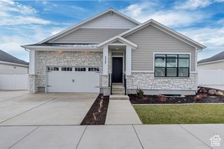 10804 S HAVEN LANDING DR, South Jordan, UT 84095