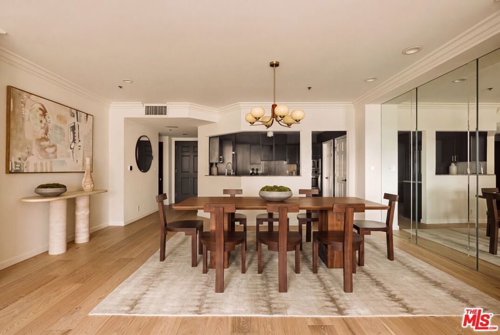 10724 Wilshire Boulevard 803, Los Angeles, CA 90024 — photo 3